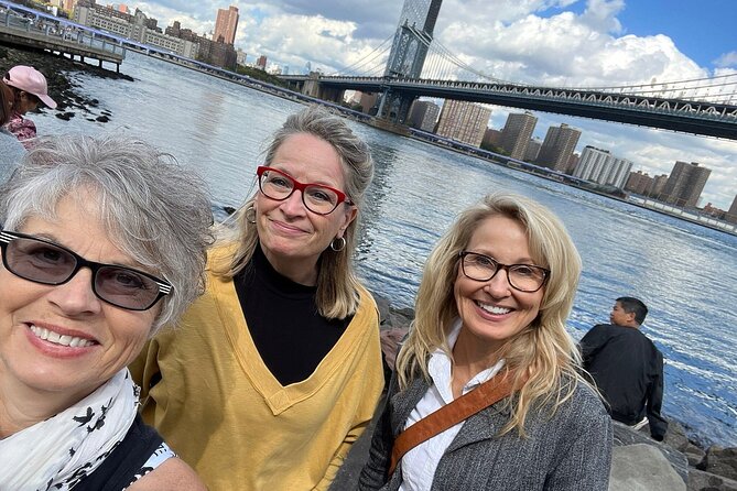 Top Rated Brooklyn Half-Day Food, History & Culture Tour via bus - DUMBO and Brooklyn Bridge Park: Views That Feel Like a Bonus