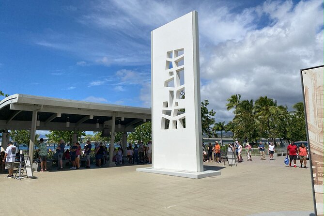 Tribute to Pearl Harbor Arizona Memorial and Honolulu City Tour - USS Arizona Memorial: the shuttle boat ride and the 23-minute documentary