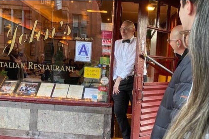 True Crime NYC: Mafia Walk w/Ret. NYPD Detective and Local Food - Key Things That Make This Walk Worth Your Time