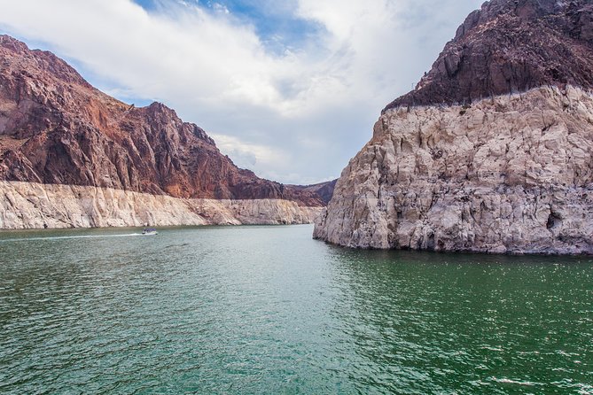 Ultimate Hoover Dam Tour from Las Vegas - Hoover Dam and the power plant tour: tunnels, generators, and penstock pipe views (about 2 hours on-site)