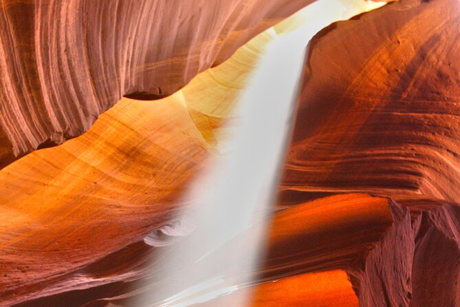 Upper Antelope Canyon Tour-AACT - Timing: when to book for better light beams
