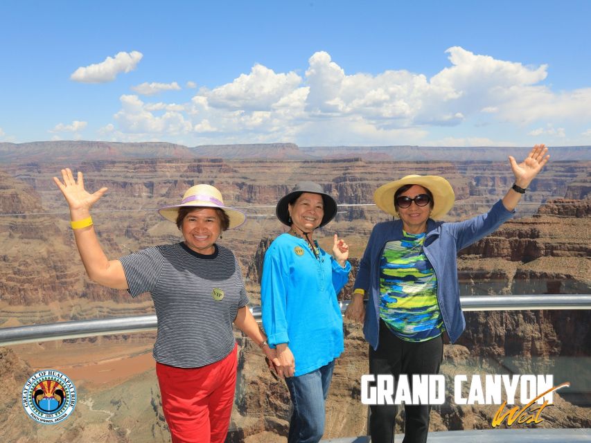 Vegas: Grand Canyon, Hoover Dam, Skywalk Option, & Two Meals - Breakfast right after pickup: eat warm, avoid the hangry trap