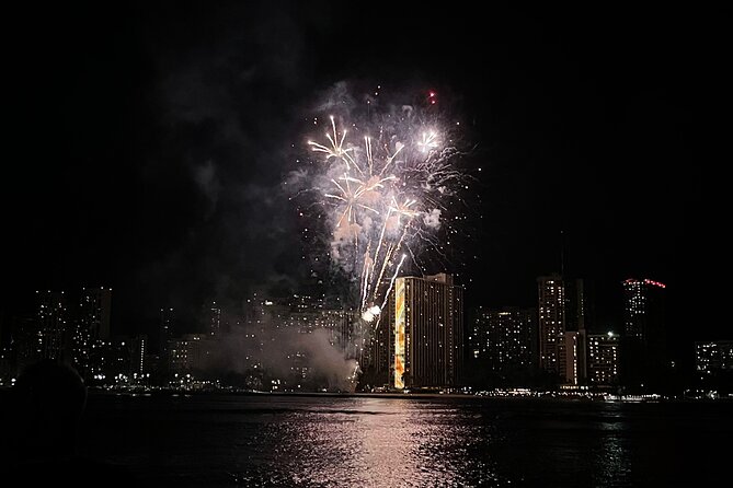 Waikiki: Friday Night Fireworks Catamaran Cruise - The Fireworks Reality Check: Amazing View, Short Show