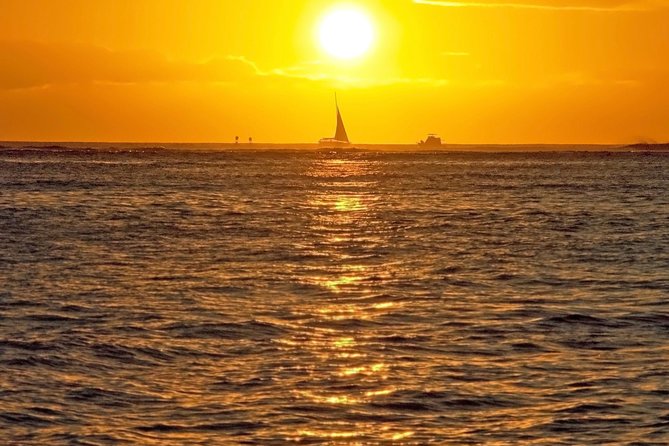 Waikiki Signature Sunset Catamaran Sail - Drinks on board: two tickets, unlimited nonalcoholic, and a bar that keeps things moving
