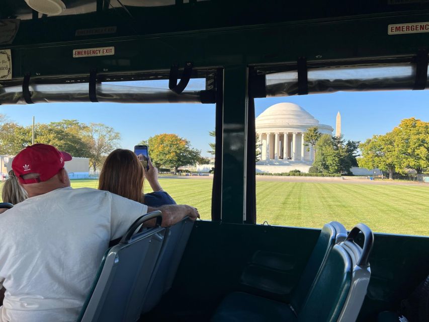 Washington, DC: Hop-On Hop-Off Old Town Trolley City Tour - Capitol Hill to the Supreme Court: seeing government without the sweat