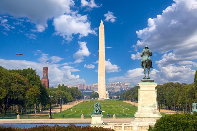 Washington DC & Philadelphia 1-Day Guided Tour from NYC - Coach comfort, water, and what to pack for the ride