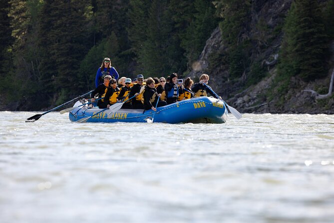 Whitewater Rafting in Jackson Hole : Family Standard Raft - The “what will it feel like?” question: excitement and safety together