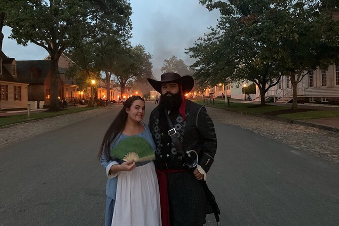Williamsburg Ghosts, Witches and Pirates Tour - Entering The Colonial Williamsburg Night Scene (Without Extra Tickets)