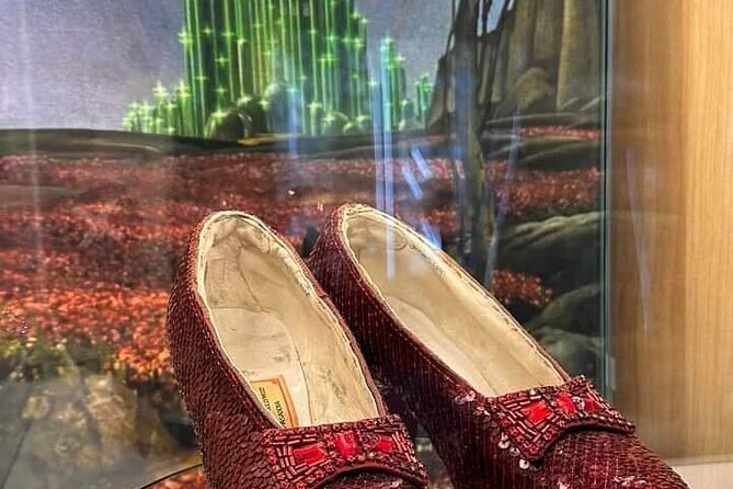 Wizard of OZ Museum tour - The Van Gogh + “Universe” add-on that changes the mood
